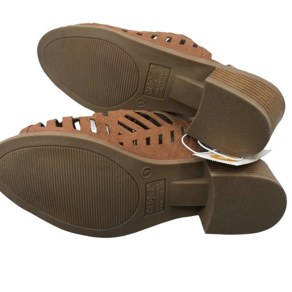 Cat And Jack Girl's Size 5 Open Toe Strap Shoes Brown New With Tags - Picture 4 of 12